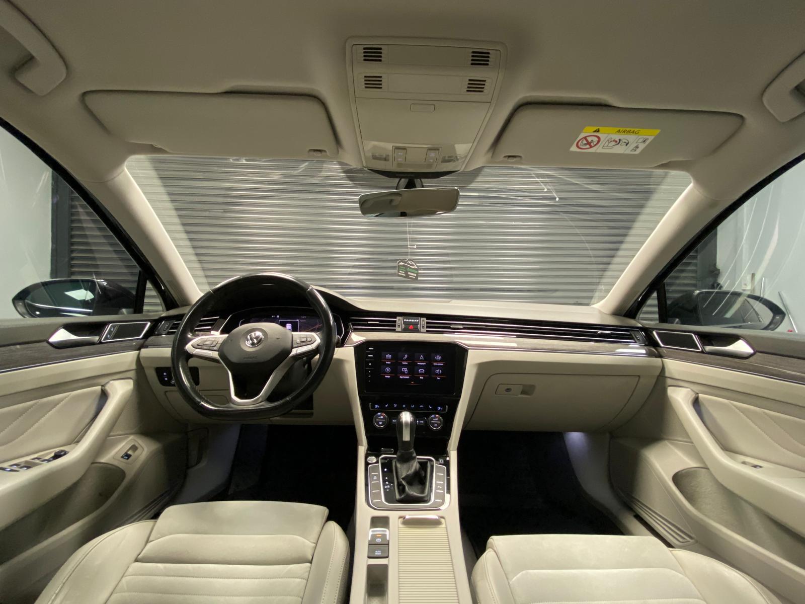 VOLKSWAGEN PASSAT 10